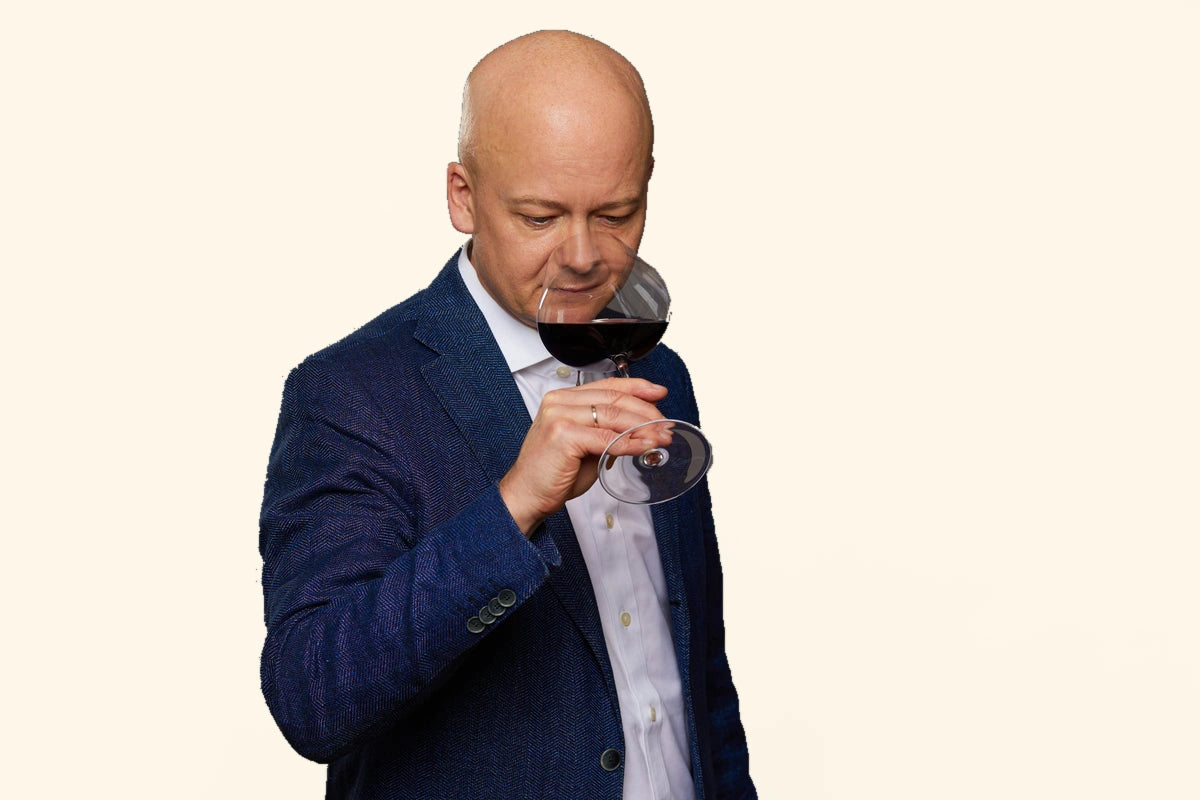 Rüdiger Kleinke bei der Weinverkostung
