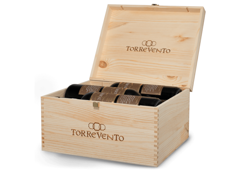 Vorteilpaket Torrevento 8 TORRI Castel del Monte Riserva DOCG in der Original-Holzkiste